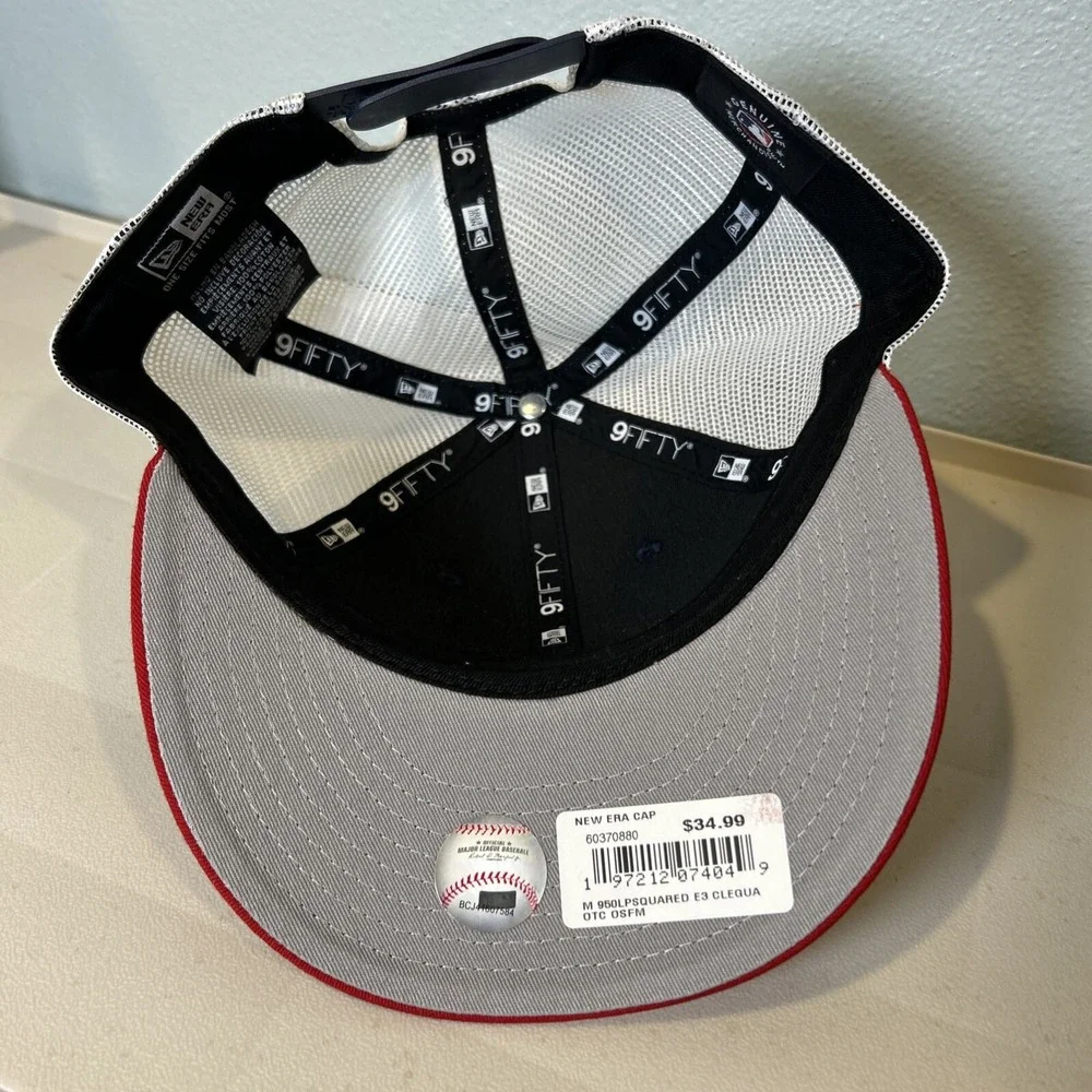 New Era Cleveland Guardians Snapback 9FIFTY Low Profile Mesh Trucker Hat Navy